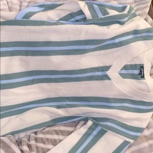 Super cute dress / sweater never worn